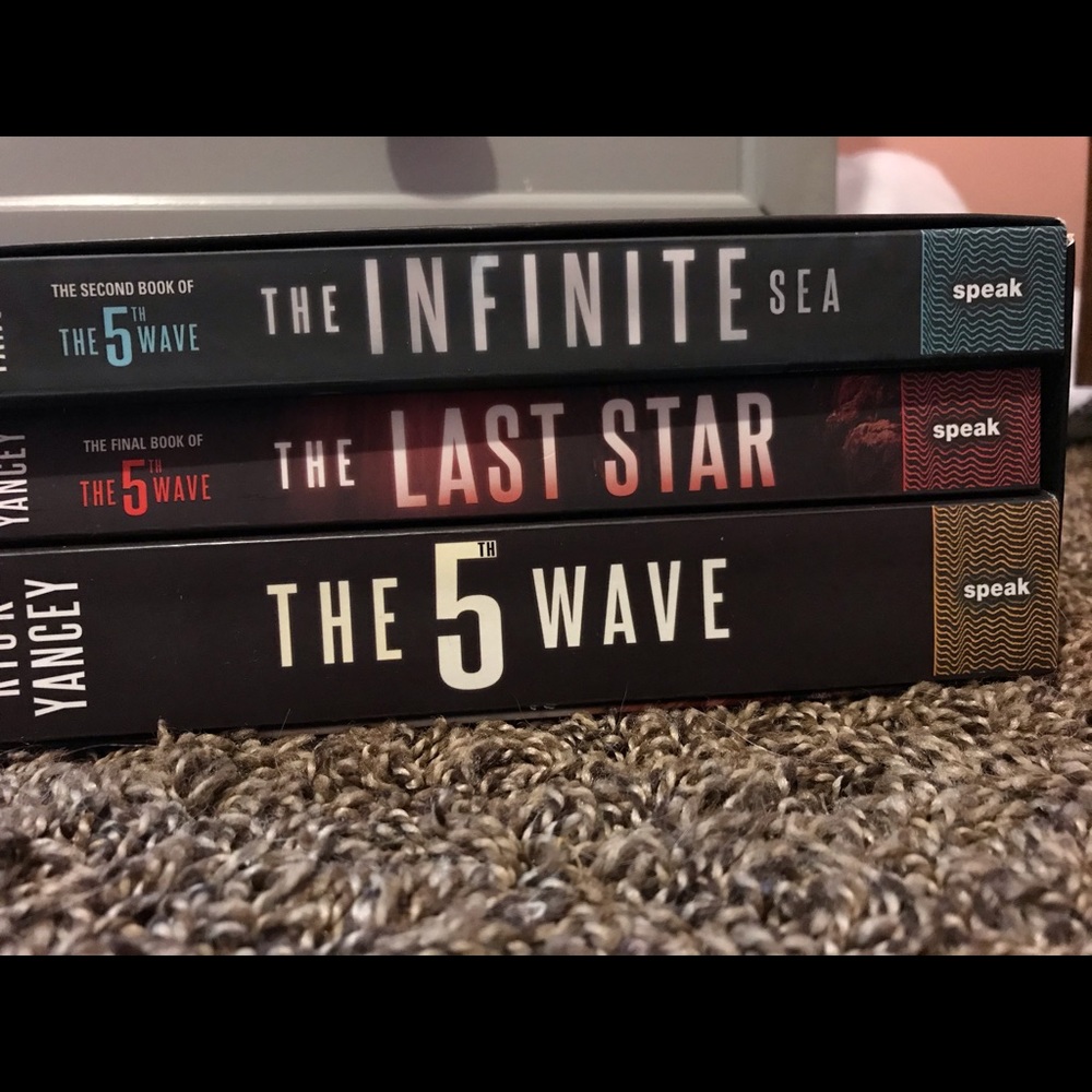 The 5th Wave Book Series